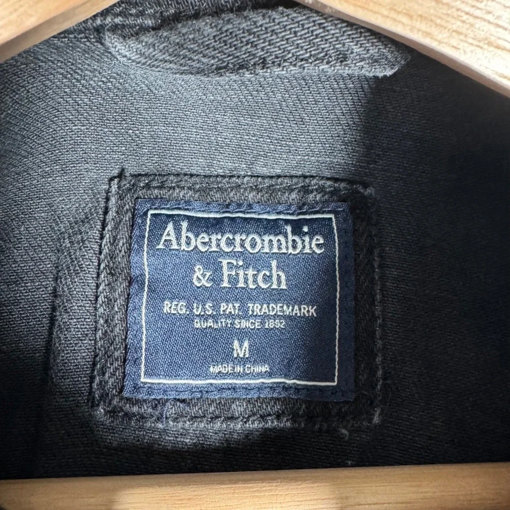 Abercrombie Black Distressed Denim Trucker Jacket‎ Raw Hem Womens M| Grunge